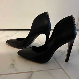 Black stilettos size 6.5